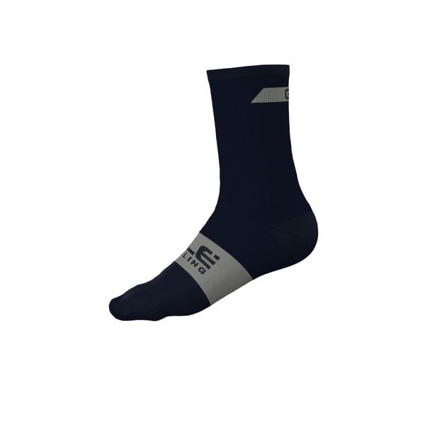 Skarpetki rowerowe Alé Cycling Follow Me Granatowy 36-39. Niebieskie skarpetki damskie ALÉ CYCLING, bez wzorów. Za 102.50 zł.