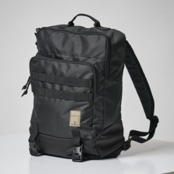 Plecak Solognac Tactical 100 20 litrów. Czarne plecaki damskie SOLOGNAC, bez wzorów, z materiału, klasyczne. Za 59.99 zł.