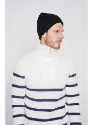 William de Faye Czapka beanie w kolorze czarnym rozmiar: onesize. Czarne czapki męskie William De Faye, bez wzorów, z materiału, sportowe. Za 56.99 zł.