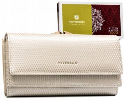 Portfel skórzany Peterson PTN 421028-SBR beżowy. Brązowe portfele damskie Peterson, bez wzorów, ze skóry. Za 129.99 zł.