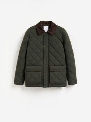 Pikowana kurtka z kołnierzem - jasny zielony. Zielone kurtki męskie Reserved, l, bez wzorów, z tkaniny, bez kaptura. Za 279.99 zł.