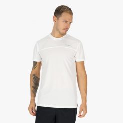 Koszulka treningowa męska Swedemount Fjällbacka Tee 2.0 szybkoschnąca. Białe t-shirty sportowe męskie SWEDEMOUNT, m, bez ramiączek, do biegania. Za 79.99 zł.