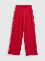 4F Spodnie dresowe z szerokimi nogawkami damskie - czerwone S. Czerwone spodnie dresowe damskie 4f, l, z dresówki. Za 159.99 zł.