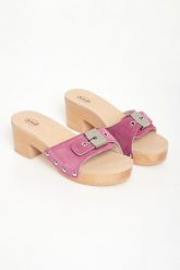 Klapki damskie na obcasie SCHOLL. Klapki damskie Scholl, bez wzorów, bez obcasa, na obcasie. Za 689.00 zł.