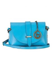 Lia Biassoni Skórzana torebka w kolorze błękitnym - 17 x 12 x 8 cm rozmiar: onesize. Niebieskie torebki klasyczne damskie Lia Biassoni, bez wzorów, z materiału, bez dodatków. Za 194.15 zł.