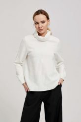 Bluza z szerokim golfem perłowa. Białe bluzy bez kaptura damskie MOODO, l, z elastanu. W wyprzedaży za 59.99 zł.