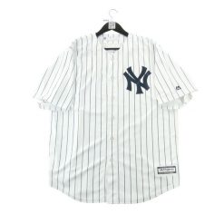 Second life - Majestic Koszulka męska MLB New York Yankees - Jak nowy. Białe t-shirty sportowe męskie MAJESTIC SPORT, l, z jersey, bez ramiączek. Za 255.56 zł.