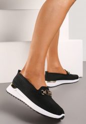 Czarne Wsuwane Półbuty w Stylu Tenisówek Ozdobione Klamrą Wiatalia. Czarne półbuty damskie Renee, bez wzorów, z jeansu, bez obcasa, na płaskiej podeszwie. Za 39.99 zł.
