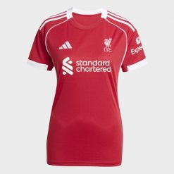 Koszulka podstawowa Liverpool FC 25/26. Czerwone t-shirty damskie Adidas, xl, bez wzorów, z materiału, bez kołnierzyka. Za 439.00 zł.