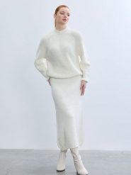 BGN Spódnica w kolorze białym rozmiar: 34. Białe spódniczki damskie BGN, bez wzorów, midi, proste. Za 143.99 zł.