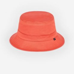 Kapelusz żeglarski Decathlon 100. Brązowe kapelusze damskie TRIBORD, bez wzorów, z bawełny. Za 39.99 zł.