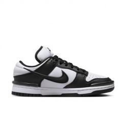Buty do chodzenia damskie Nike Dunk Low Twist. Białe buty sportowe na co dzień damskie Nike, bez wzorów, z materiału, trekkingowe. Za 339.00 zł.
