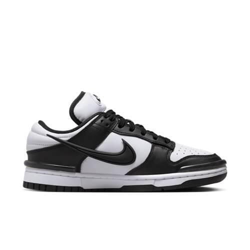 Buty do chodzenia damskie Nike Dunk Low Twist. Białe buty sportowe na co dzień damskie Nike, bez wzorów, z materiału, trekkingowe. Za 499.99 zł.