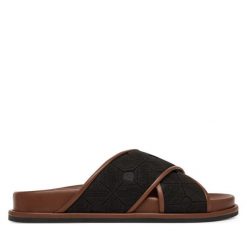 Klapki Max Mara Beachwear. Czarne klapki damskie Max Mara Beachwear, bez wzorów, bez obcasa. Za 603.99 zł.