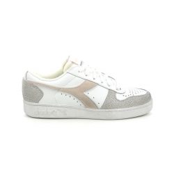 Trampki damskie DIADORA MAGIC BASKET LOW ICONA WN. Białe trampki i tenisówki damskie Diadora, bez wzorów. Za 179.99 zł.