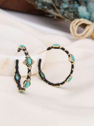 L'Atelier de Gaia Pozłacane kolczyki-półkreole z turkusem i cyrkoniami rozmiar: onesize. Czarne kolczyki damskie L'Atelier de Gaia, z cyrkonią, pozłacane. Za 148.26 zł.