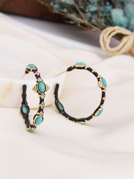 L'Atelier de Gaia Pozłacane kolczyki-półkreole z turkusem i cyrkoniami rozmiar: onesize. Czarne kolczyki damskie L'Atelier de Gaia, z cyrkonią, pozłacane. Za 148.26 zł.