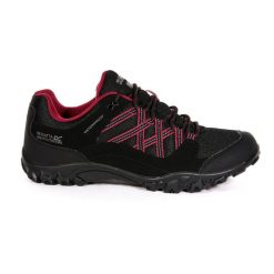 Buty trekkingowe damskie Lady Edgepoint III Regatta. Czarne obuwie trekkingowe damskie Regatta. W wyprzedaży za 249.99 zł.