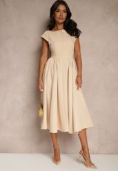 Beżowa Sukienka Vices o Rozkloszowanym Kroju z Dekoltem w Kształcie Łódki Milioria. Brązowe sukienki damskie Renee, na spotkanie biznesowe, l, bez wzorów, klasyczne, bez kołnierzyka, bez ramiączek, midi, kopertowe. Za 159.99 zł.