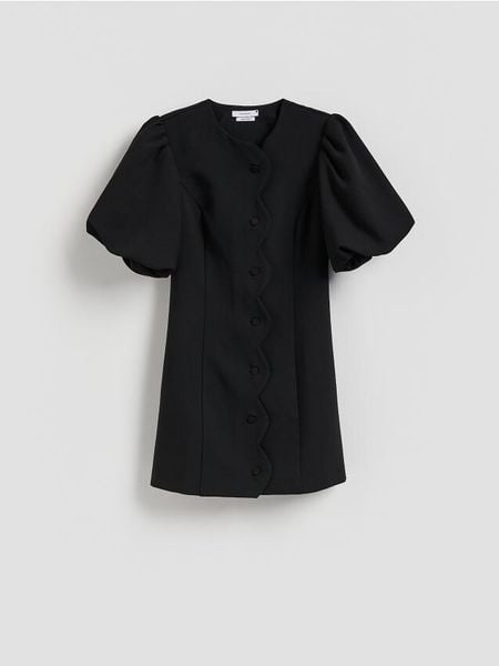 Sukienka z ozdobnymi guzikami - czarny. Czarne sukienki damskie Reserved, na co dzień, l, bez wzorów, z tkaniny, bez kołnierzyka, bez ramiączek, mini, proste. Za 179.99 zł.