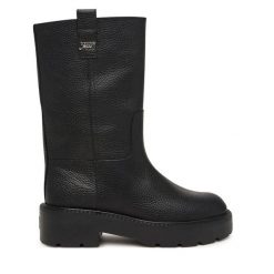 Kozaki Tommy Jeans. Czarne kozaki damskie Tommy Jeans, z jeansu, bez obcasa, na płaskiej podeszwie. Za 799.99 zł.
