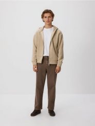 Bluza z kapturem - beżowy. Brązowe bluzy z kapturem męskie Reserved, l, z dzianiny. Za 159.99 zł.