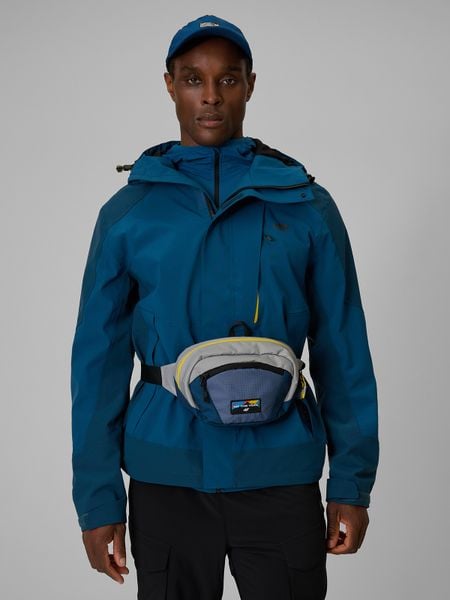 4F Kurtka trekkingowa membrana 8000 męska - granatowa XL. Niebieskie kurtki męskie 4f, l, bez wzorów, z materiału, bez kaptura. Za 499.99 zł.