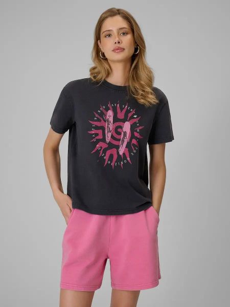 T-shirt relaxed z nadrukiem damski 4F 4FRSS26TTSHF4517. Czarne t-shirty damskie 4f, l, bez wzorów, z bawełny, bez kołnierzyka. Za 79.99 zł.
