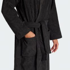 Szlafrok. Czarne szlafroki damskie Adidas, s, bez wzorów. Za 329.00 zł.