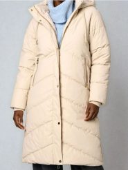 Pikowany płaszcz z kapturem - kremowy. Białe płaszcze damskie Sinsay, l, bez wzorów. Za 139.99 zł.