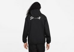 Kurtka męska nike air jordan sport dna statement jacket black. Czarne kurtki treningowe męskie Nike, m, bez wzorów, z nylonu, do biegania. Za 472.10 zł.