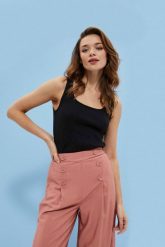 Bawełniany top. Czarne topy damskie MOODO, xs, bez wzorów, z bawełny, bez kołnierzyka. W wyprzedaży za 19.99 zł.