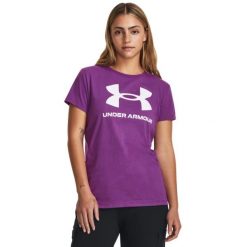 Koszulka damska Under Armour SPORTSTYLE LOGO SS. Fioletowe bluzki damskie Under Armour, xs, bez wzorów, bez ramiączek. Za 59.99 zł.