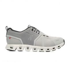Buty do biegania damskie On On Cloud Waterproof. Białe obuwie do biegania damskie On Running. Za 933.00 zł.