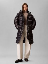 Calvin Klein Jeans Pikowany płaszcz Kobiety niebieski, L. Niebieskie płaszcze damskie Calvin Klein Jeans, l, bez wzorów, z jeansu. Za 949.95 zł.
