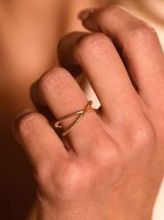 OR ÉCLAT Złoty pierścionek "Neptune" rozmiar: 56. Żółte pierścionki damskie Or Éclat, złote. Za 894.14 zł.