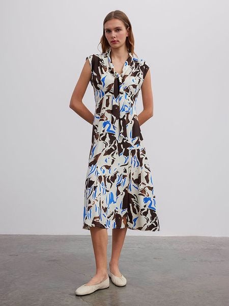 BGN Sukienka w kolorze kremowo-brązowym rozmiar: 36. Brązowe sukienki damskie BGN, na imprezę, bez wzorów, z wiskozy, bez kołnierzyka, bez ramiączek, maxi. Za 83.42 zł.