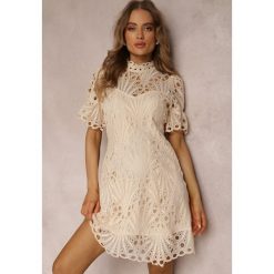 Beżowa Sukienka Aeryse. Brązowe sukienki damskie Renee, m, z aplikacjami, z koronki, bez kołnierzyka, bez ramiączek, mini. W wyprzedaży za 139.99 zł.