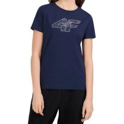 Koszulka damska 4F - krótki rękaw, dopasowany krój, miękki jersey. Niebieskie t-shirty damskie 4f, s, bez wzorów, z bawełny, bez kołnierzyka. Za 45.99 zł.