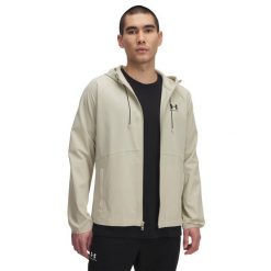 Kurtka Mężczyzna UNDER ARMOUR UA VIBE WOVEN JACKET. Brązowe kurtki treningowe męskie Under Armour, m, bez wzorów, do biegania. Za 337.85 zł.