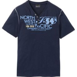 T-shirt 2 w 1 Regular Fit bonprix ciemnoniebieski. Niebieskie t-shirty męskie bonprix, m, bez wzorów, bez kołnierzyka. Za 37.99 zł.