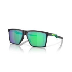 Okulary Mężczyzna OAKLEY FUTURITY SUN – UNISEX. Czarne okulary przeciwsłoneczne męskie Oakley. W wyprzedaży za 817.90 zł.