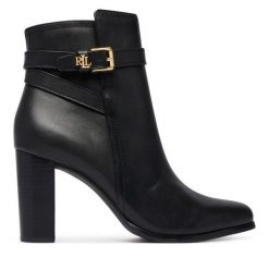 Botki LAUREN RALPH LAUREN. Czarne botki damskie Lauren Ralph Lauren, bez obcasa, na słupku, bez zapięcia. Za 1,199.00 zł.
