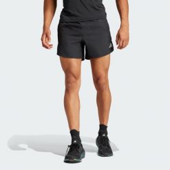 Szorty Run It. Zielone szorty męskie Adidas, z materiału, do biegania. Za 139.00 zł.
