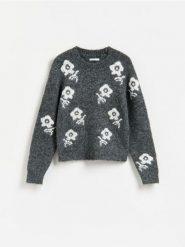 Sweter w żakardowy wzór - ciemnoszary. Szare swetry klasyczne damskie Reserved, l, z dzianiny, bez kołnierzyka. Za 139.99 zł.