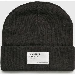 Review - Czapka. Szare czapki zimowe damskie Review, z dzianiny. W wyprzedaży za 32.90 zł.