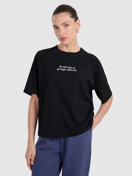4F T-shirt oversize z nadrukiem damski - czarny XS. Czarne t-shirty damskie 4f, xs, bez wzorów, z bawełny, bez kołnierzyka. W wyprzedaży za 29.99 zł.