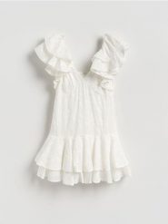 Sukienka mini z haftem - złamana biel. Sukienki damskie Reserved, l, bez wzorów, z bawełny, bez kołnierzyka, bez ramiączek, mini, rozkloszowane. Za 179.99 zł.