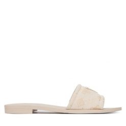 Klapki Guess. Białe klapki damskie Guess, z aplikacjami, bez obcasa. Za 263.99 zł.