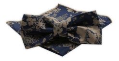 Zestaw: Mucha z Poszetką - Alties - Jasny Granat, Beżowy Wzór w Kwiaty. Niebieskie krawaty i muchy męskie Alties, bez wzorów, eleganckie. Za 54.00 zł.